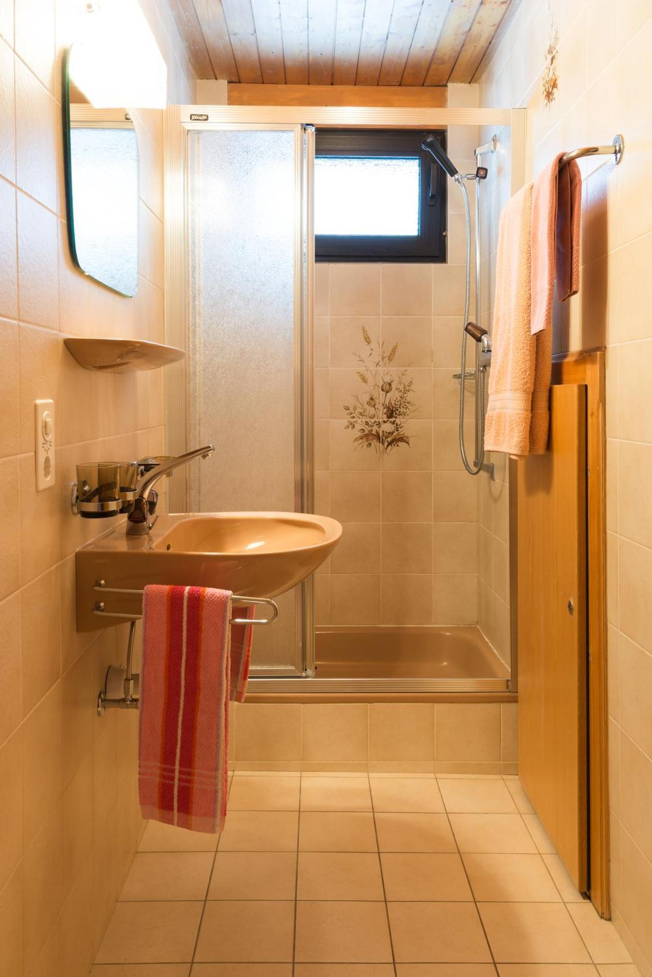 Ferienhaus Adonis Saas-Grund Kamer foto